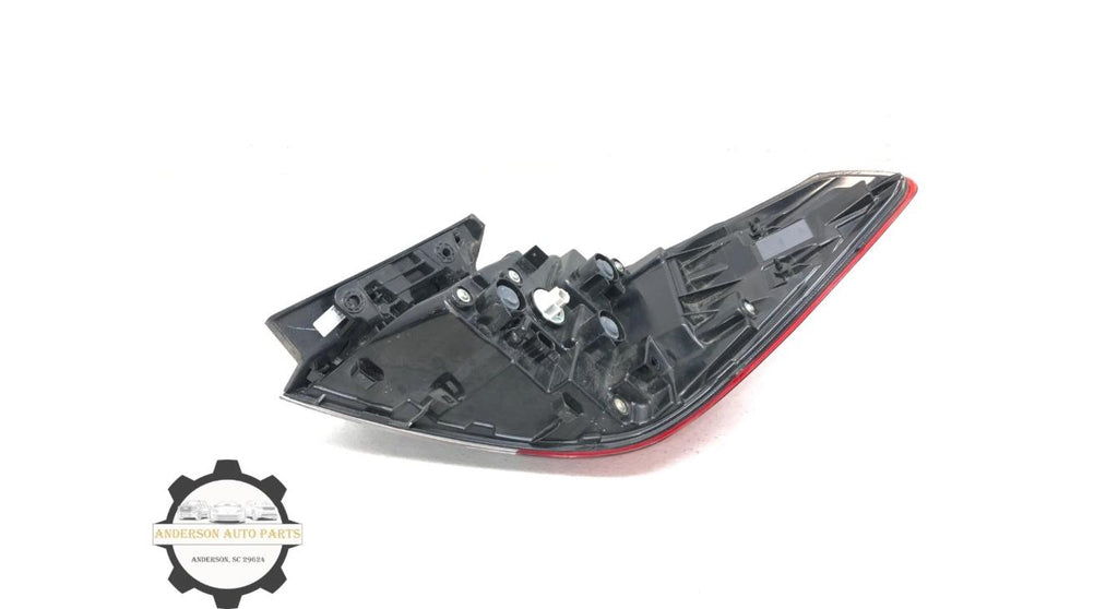 Honda Civic Driver Side Tail light